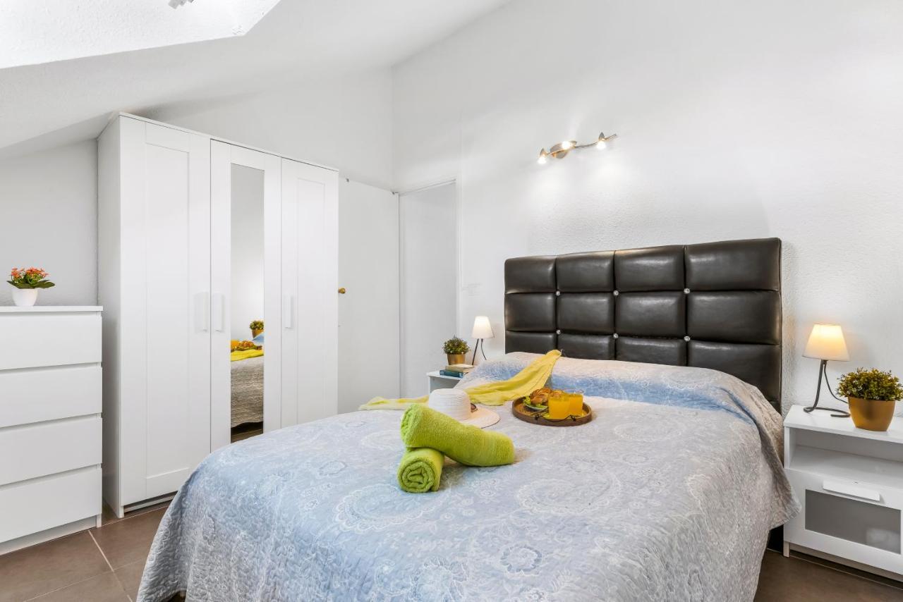 로스크리스티아노스 Panoramic 2 Bed Penthouse 아파트 외부 사진